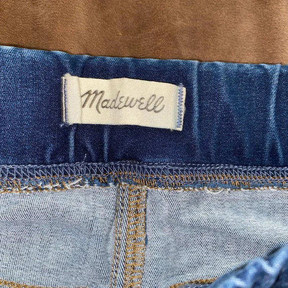 Madewell pull on denim jeans - Picture 4 of 8